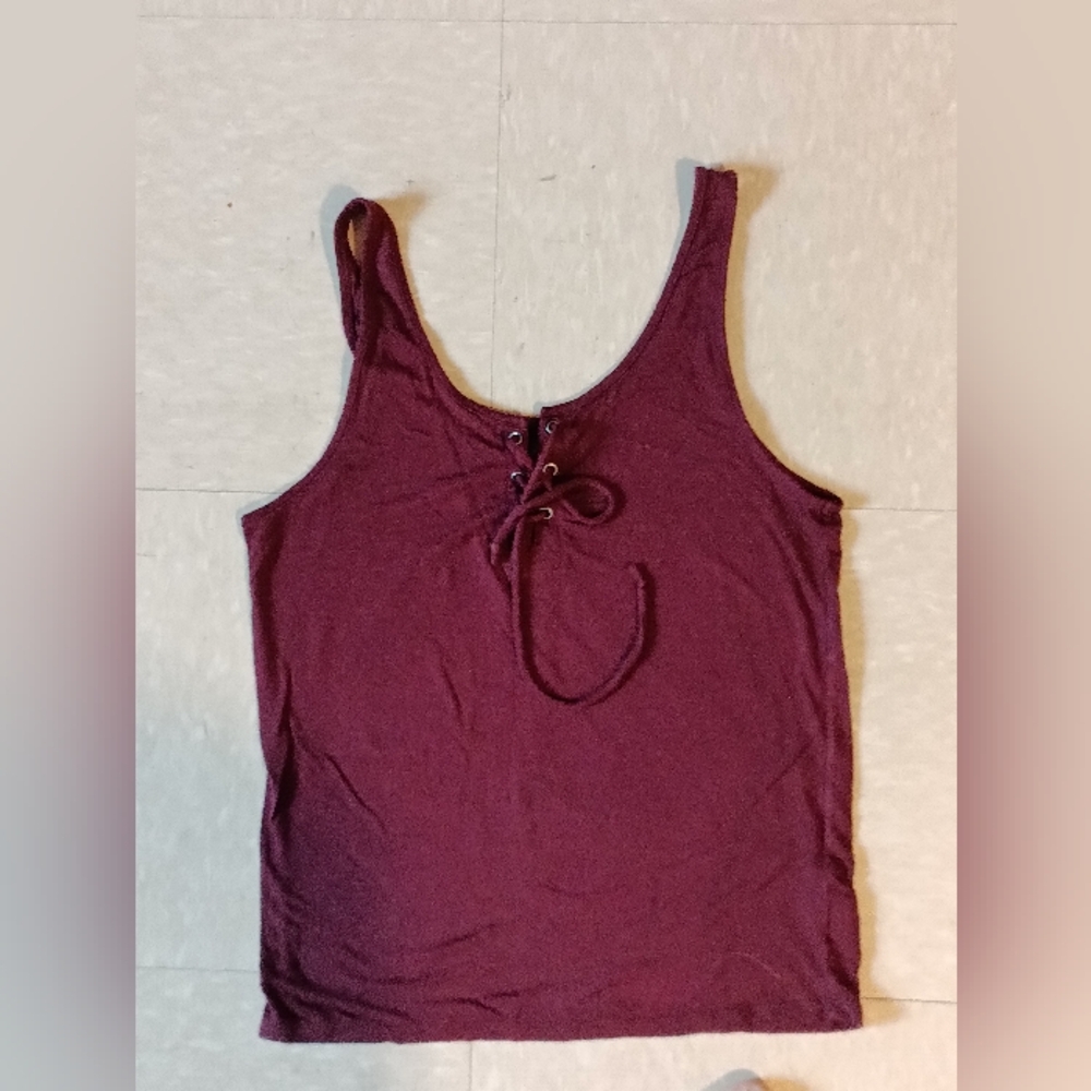 American Eagle Outfitters Red Sleeveless Tie Front Tank Top
